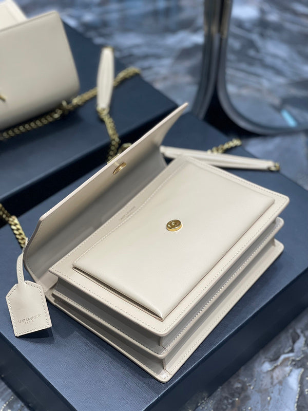Luxurious Totes - Latest - 8539