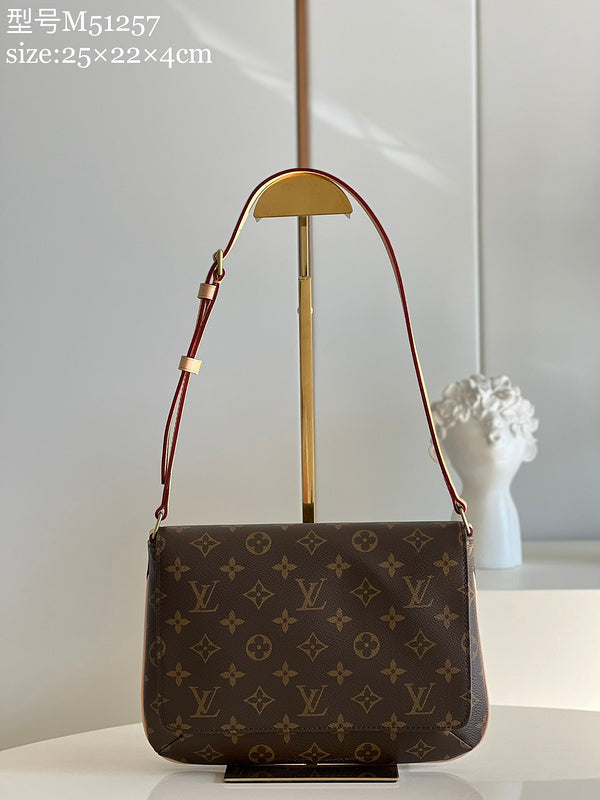 LOV - Luxurious Totes - 2150