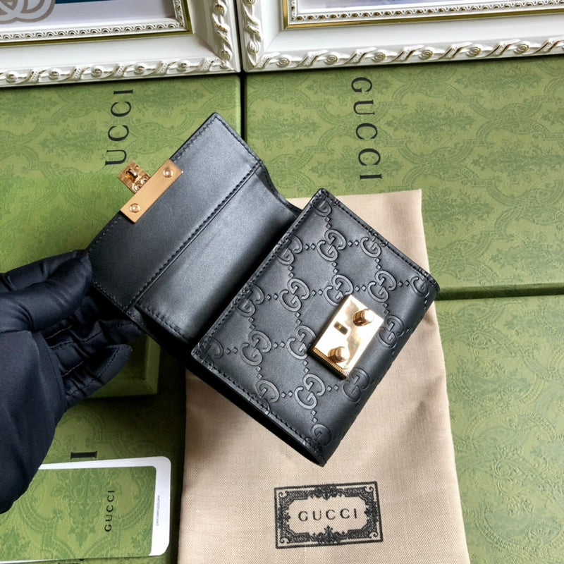 GUI - Luxurious Totes - 179