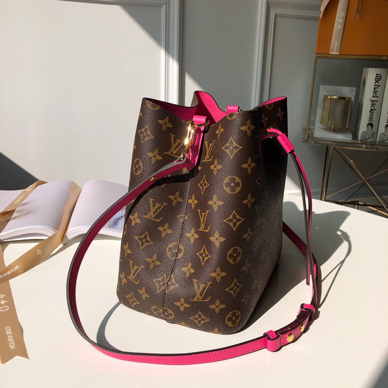 Luxurious Totes - Latest - 9734