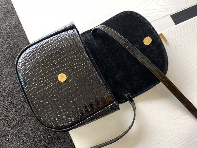 Luxurious Totes - Latest - 8184