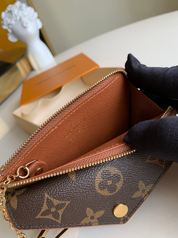Luxurious Totes - Latest - 836