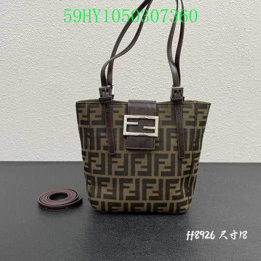 GC - Shoulder - 2819
