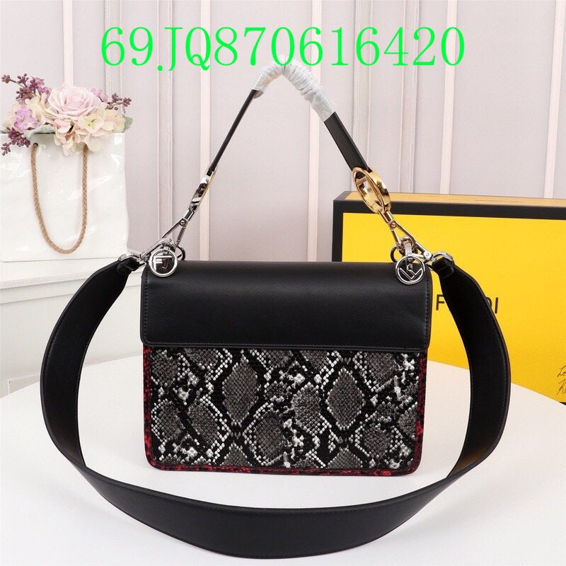 GC - Shoulder - 2888