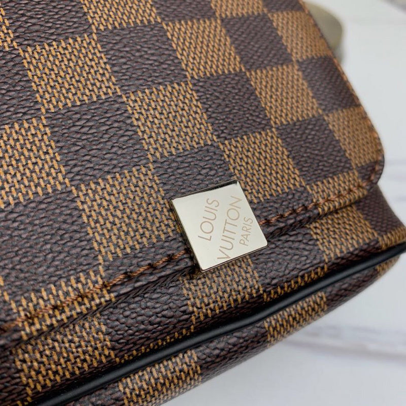 LOV - Luxurious Totes - 1604