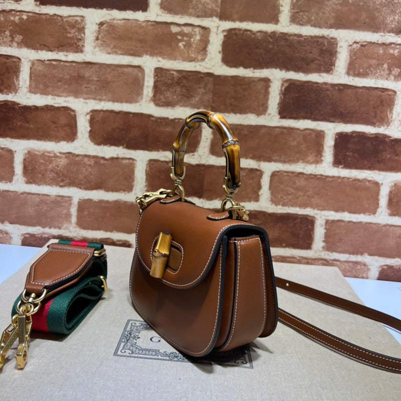 GUI - Luxurious Totes - 080