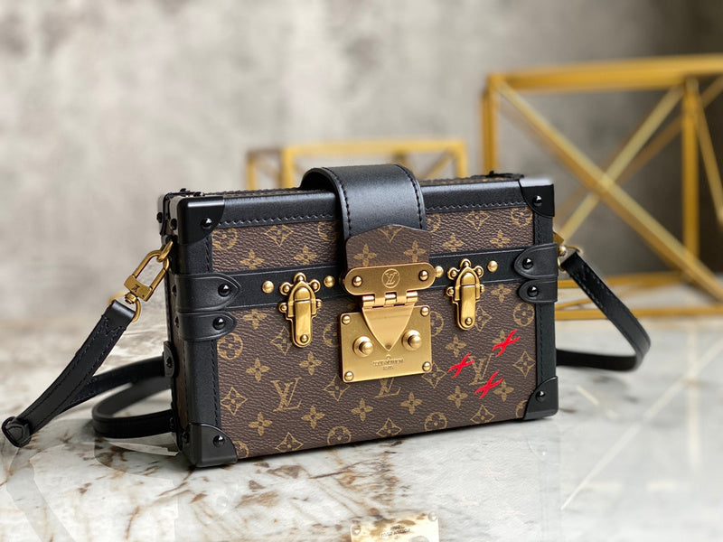 LOV - Luxurious Totes - 1535