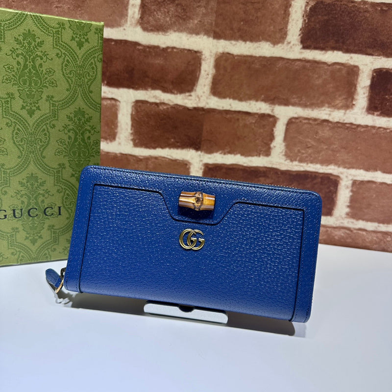 GUI - Luxurious Totes - 260