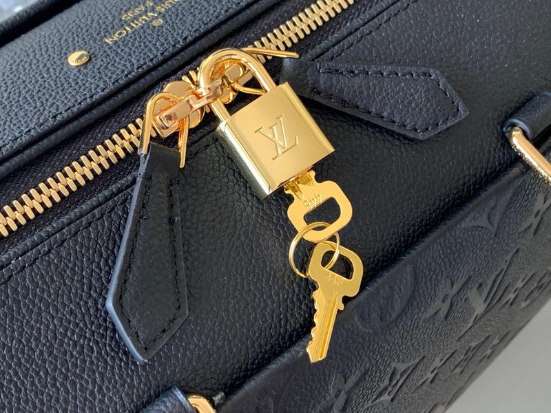 LOV - Luxurious Totes - 071
