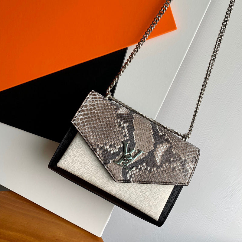 Luxurious Totes - Latest - 3126