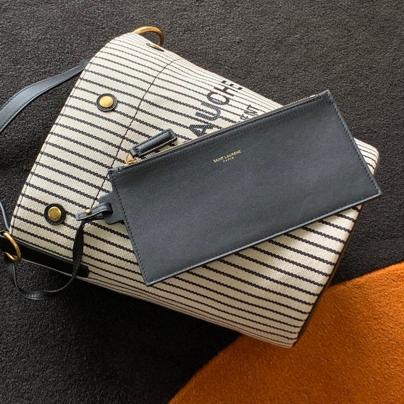 Luxurious Totes - Latest - 8085