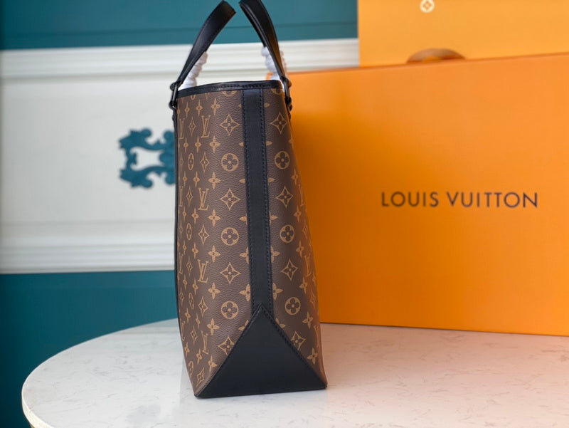 LOV - Luxurious Totes - 1997