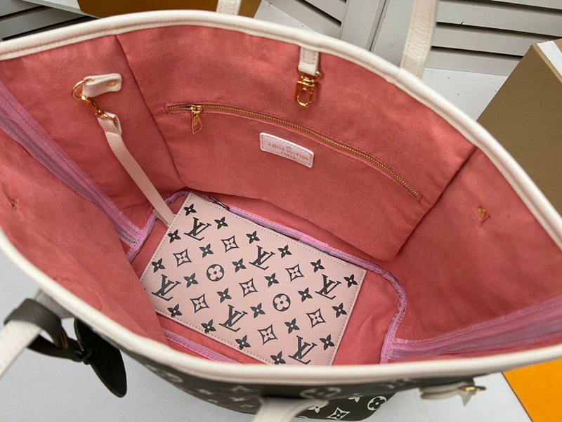 LOV - Luxurious Totes - 1430