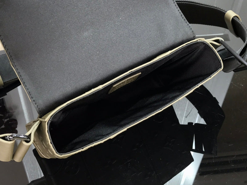 LOV - Luxurious Totes - 2253