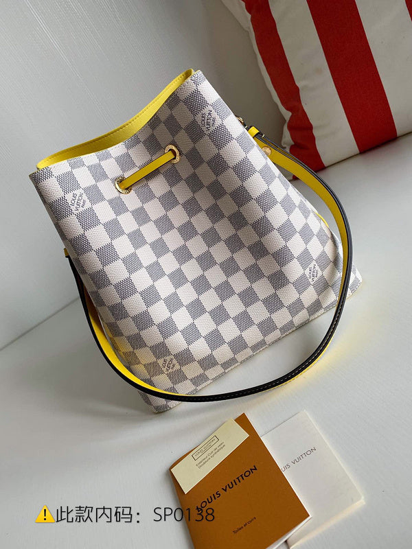 Luxurious Totes - Latest - 9760
