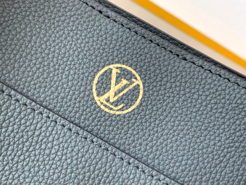 Luxurious Totes - Latest - 1335