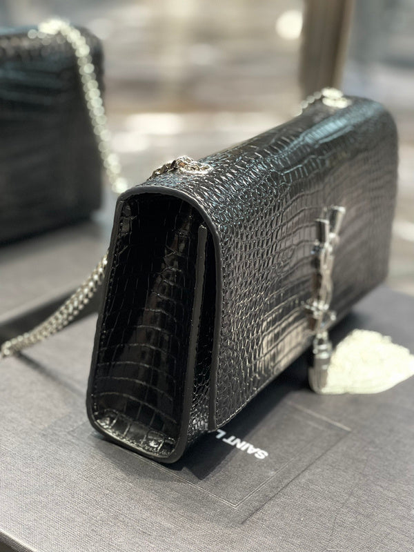 Luxurious Totes - Latest - 8455