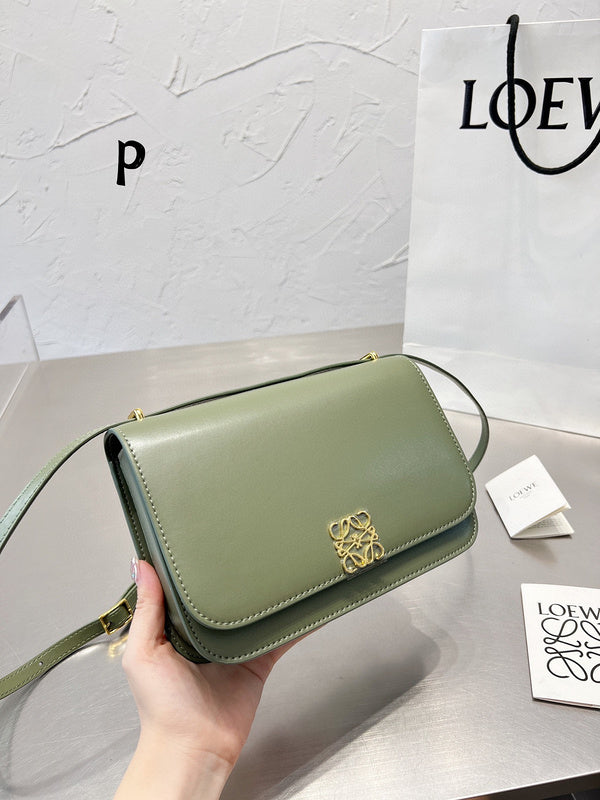 Luxurious Totes - LW-CH Bags - 046