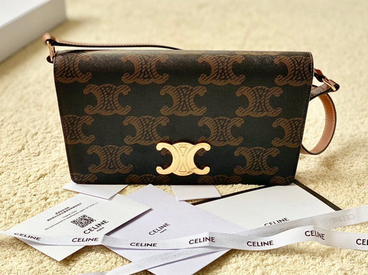 Luxurious-Totes - CLE Bags - 1079