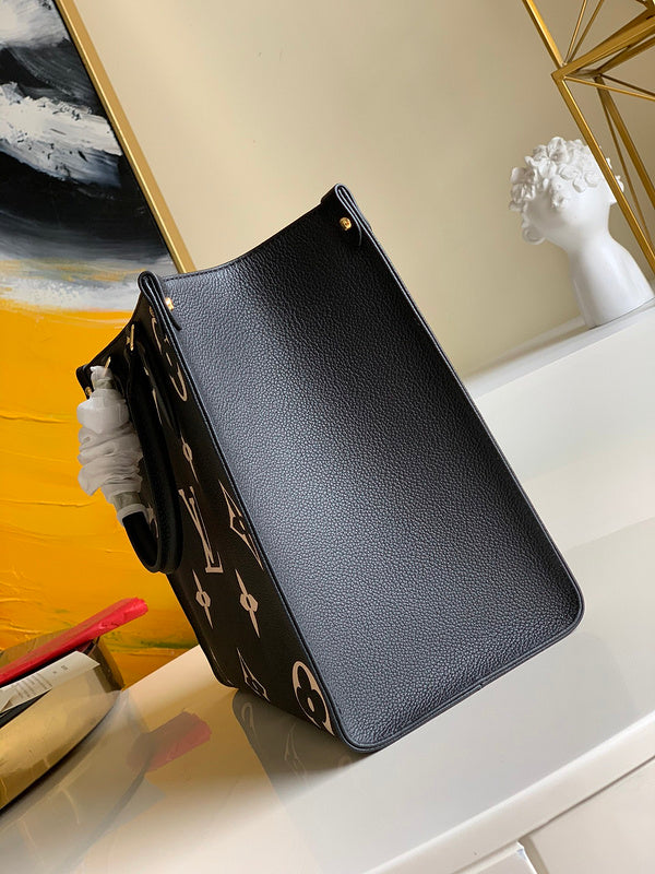 LOV - Luxurious Totes - 2020