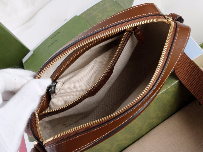 GUI - Luxurious Totes - 765