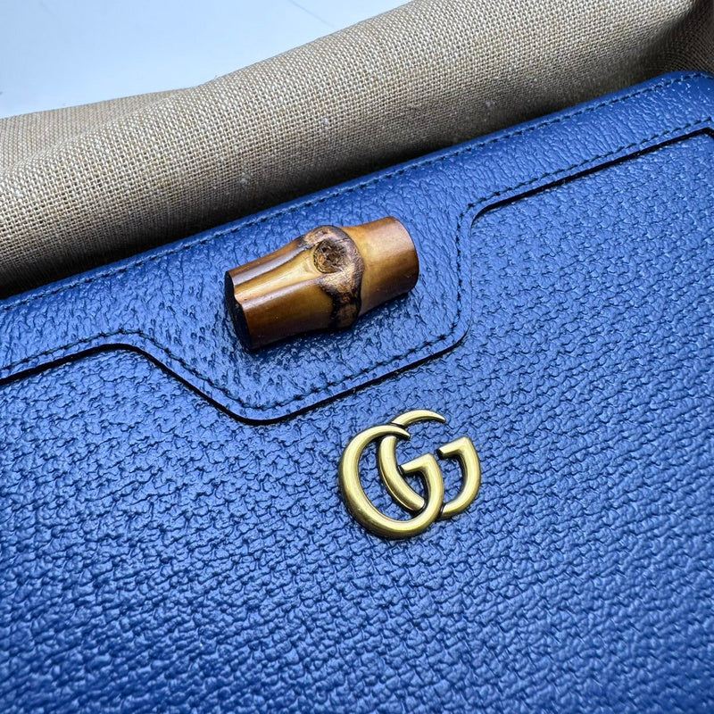 GUI - Luxurious Totes - 260