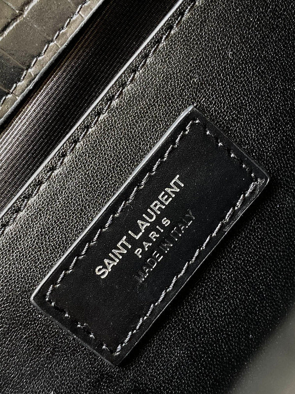 Luxurious Totes - Latest - 8111