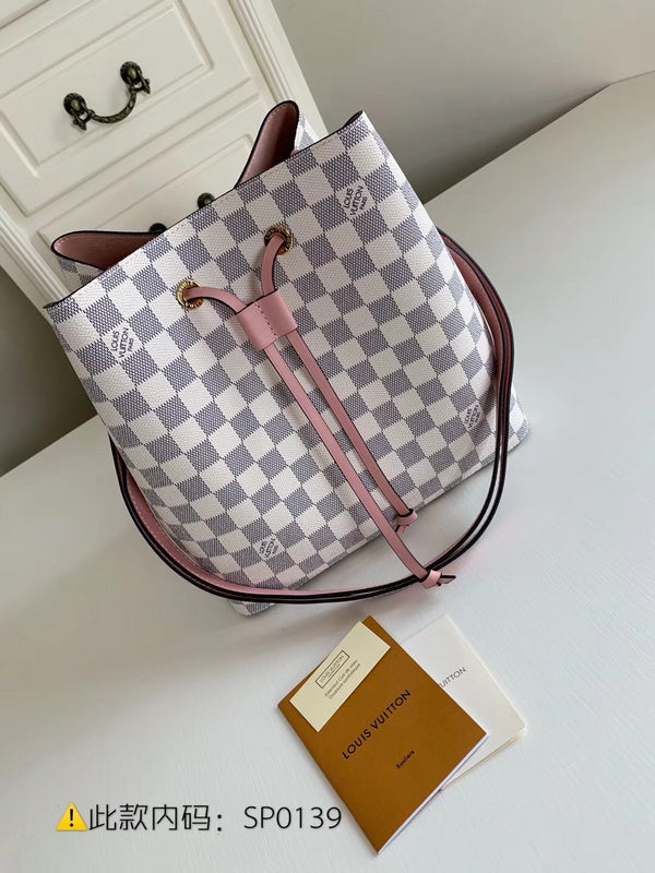 Luxurious Totes - Latest - 9761