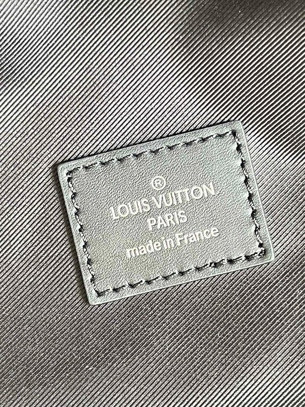 LOV - Luxurious Totes - 1705