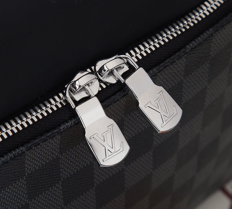 LOV - Luxurious Totes - 2532