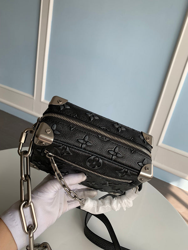 LOV - Luxurious Totes - 953
