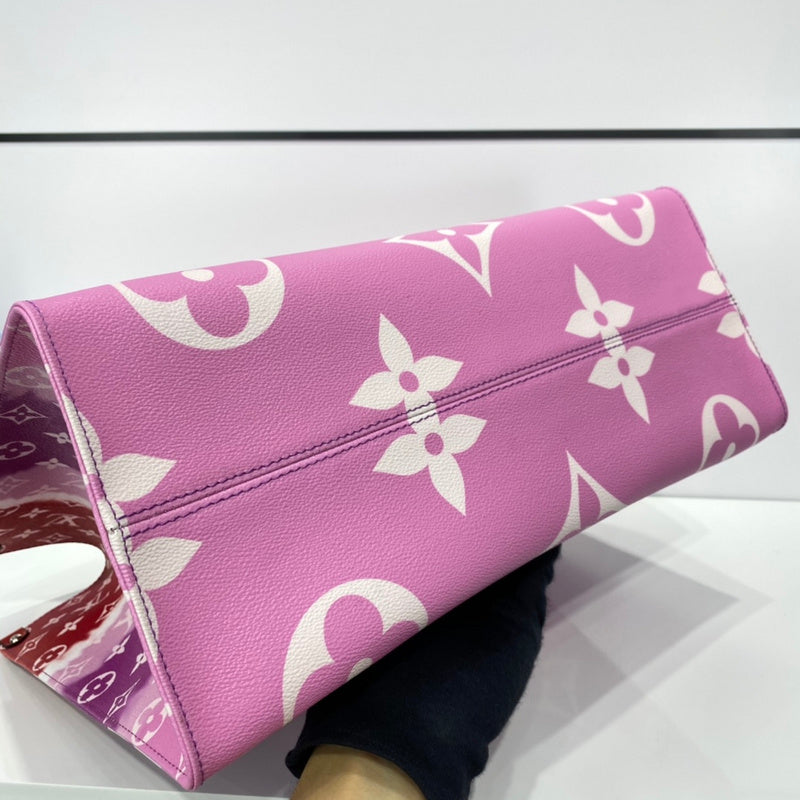 LOV - Luxurious Totes - 2568
