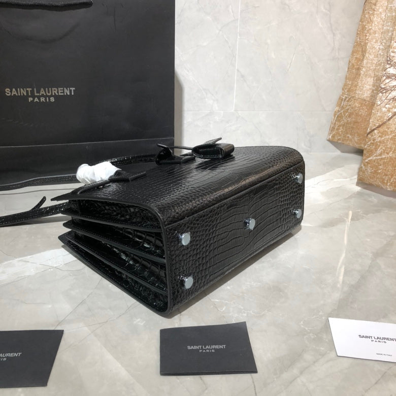 Luxurious Totes - Latest - 9481