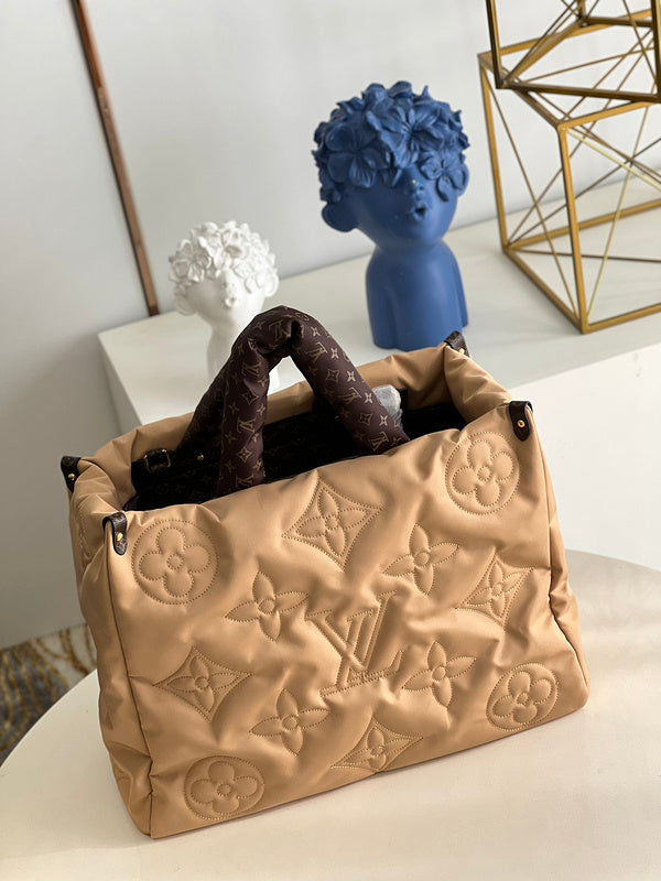 LOV - Luxurious Totes - 2118
