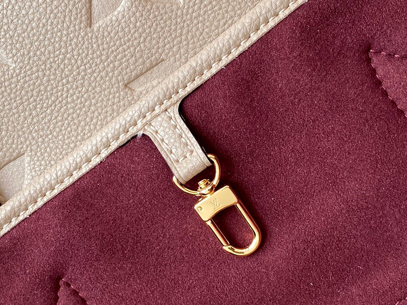 LOV - Luxurious Totes - 1672
