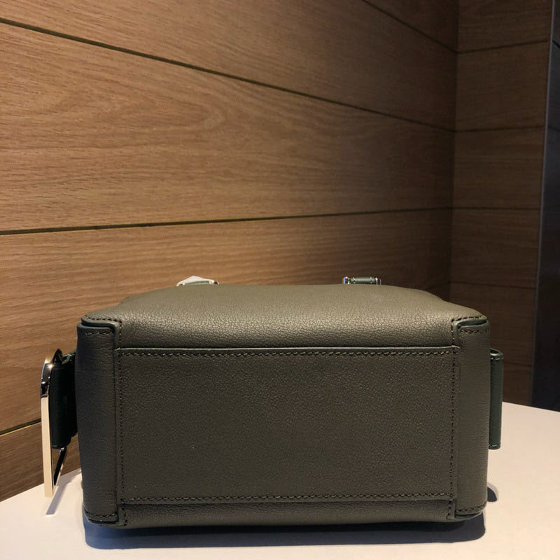 Luxurious Totes - Latest - 6101