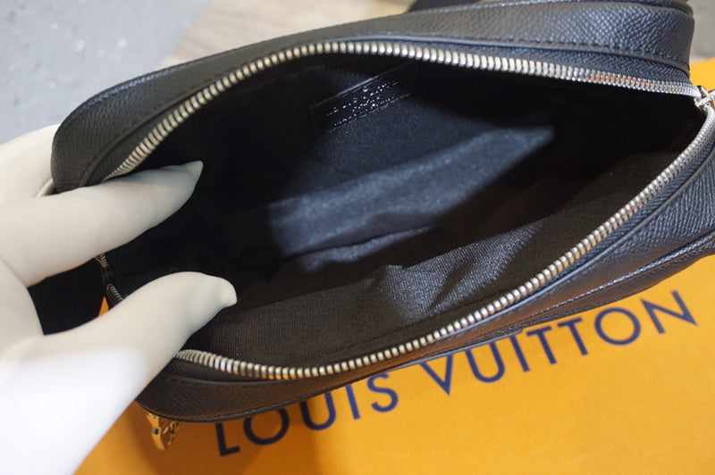LOV - Luxurious Totes - 2529