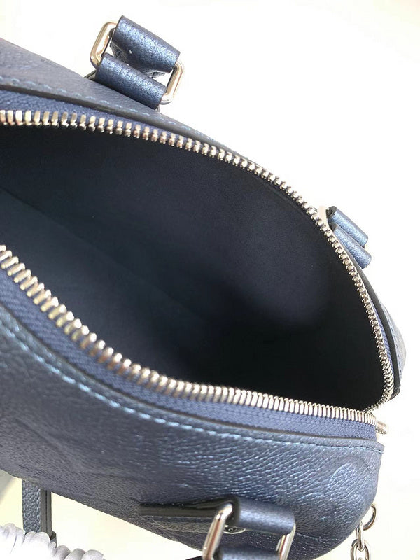 LOV - Luxurious Totes - 142