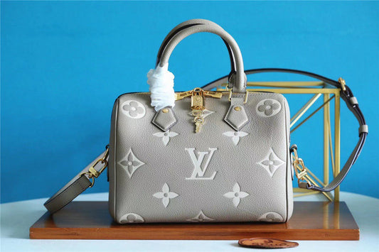 Lux-Totes - LOV Bags - 1091