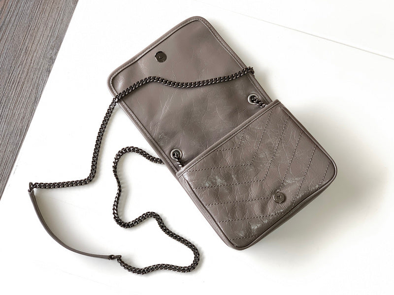 Luxurious Totes - Latest - 8615