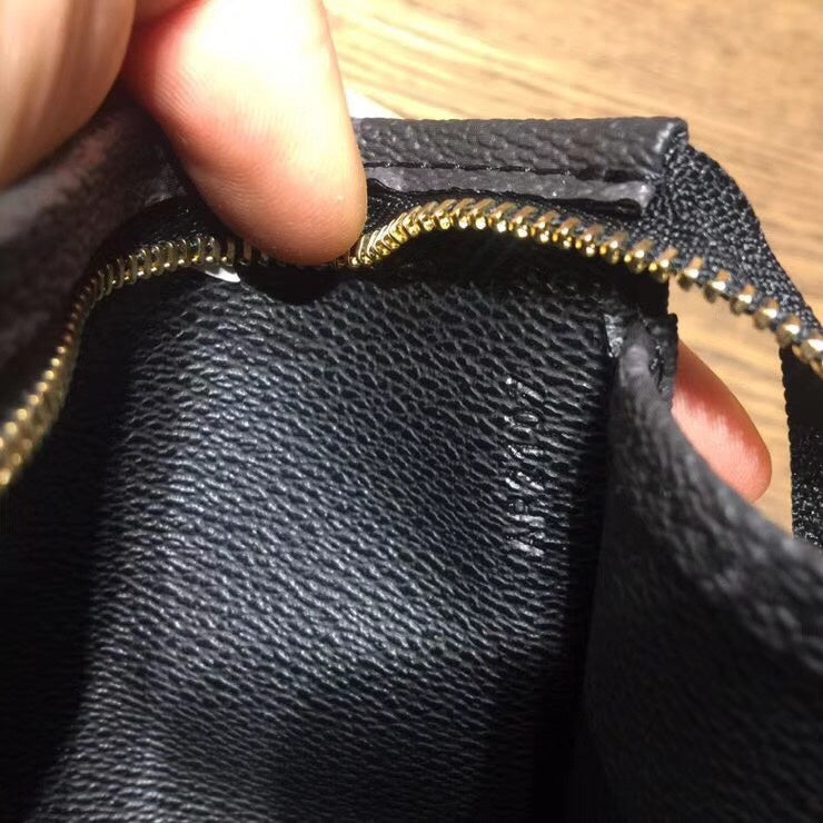 LOV - Luxurious Totes - 2762