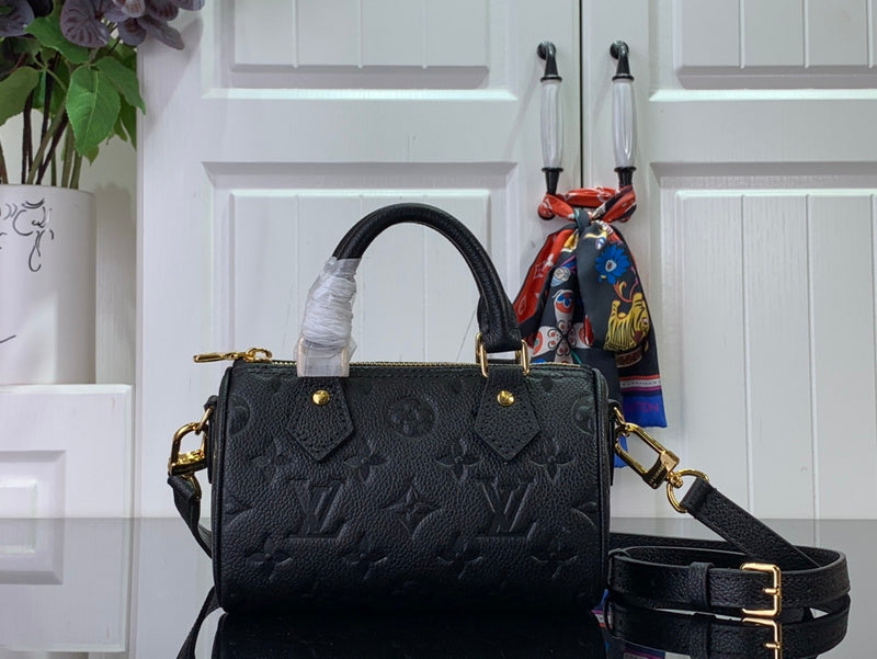 LOV - Luxurious Totes - 101