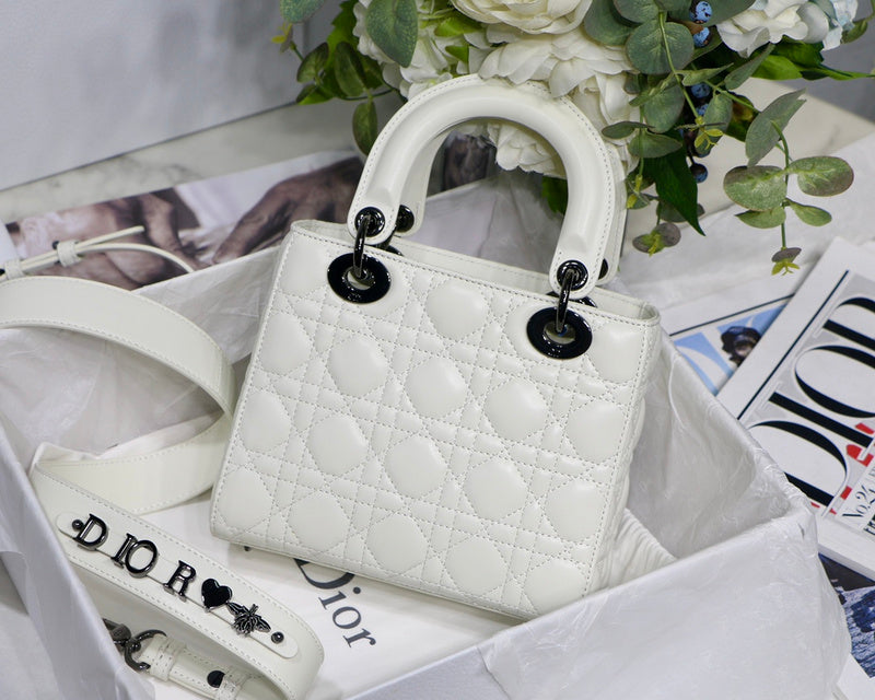 Luxurious Totes - Latest - 6472