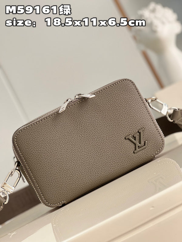 LOV - Luxurious Totes - 798