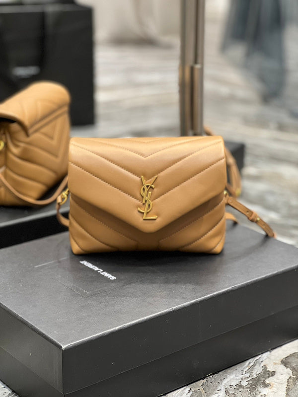 Luxurious Totes - Latest - 8272
