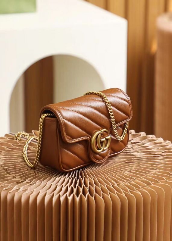 GUI - Luxurious Totes - 003