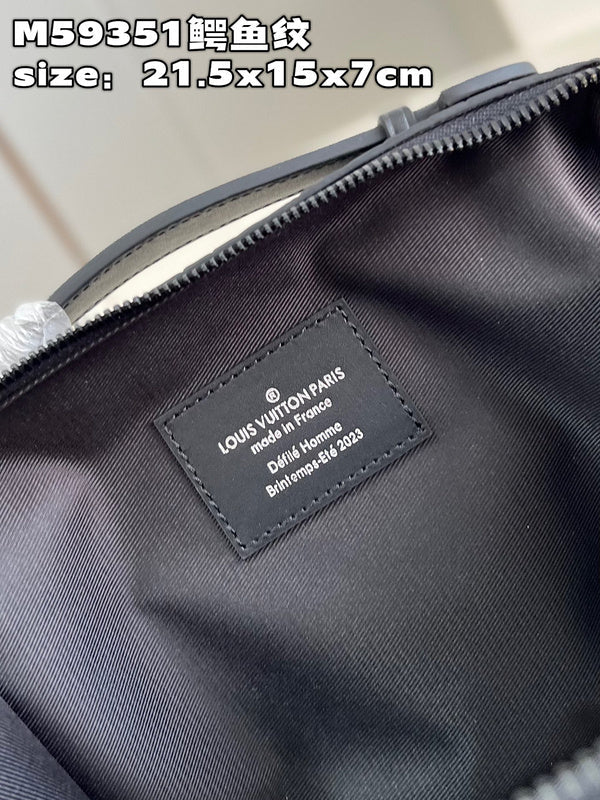 LOV - Luxurious Totes - 641