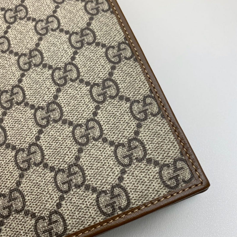 GUI - Luxurious Totes - 046