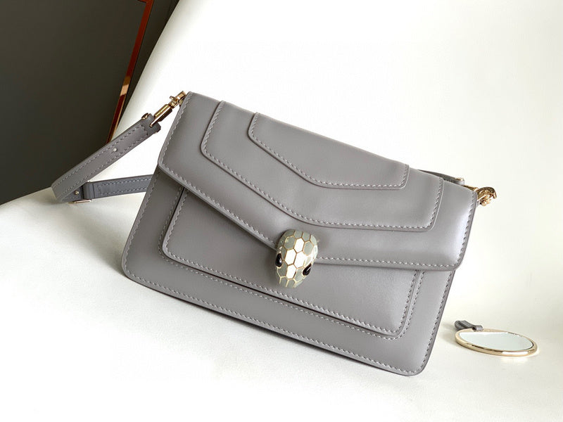 Luxurious-Totes - BVLGA Bags - 537