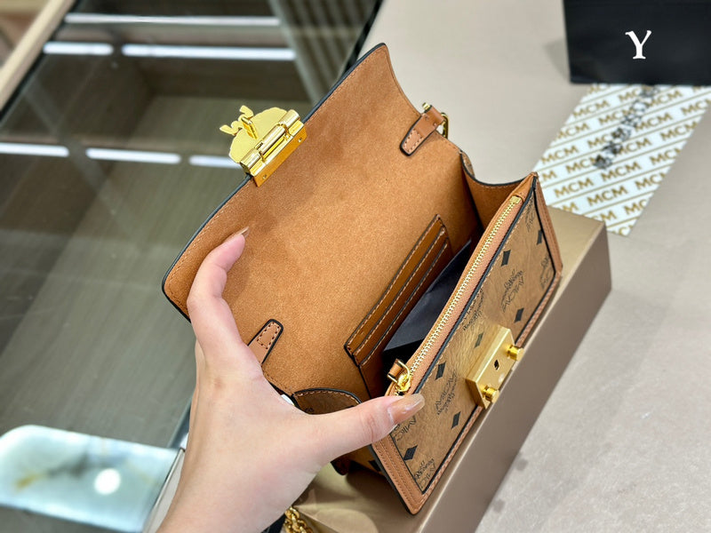 Luxurious Totes - CMM Bags - 003